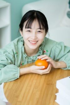 梁医生再往下一点就可以吃肉了